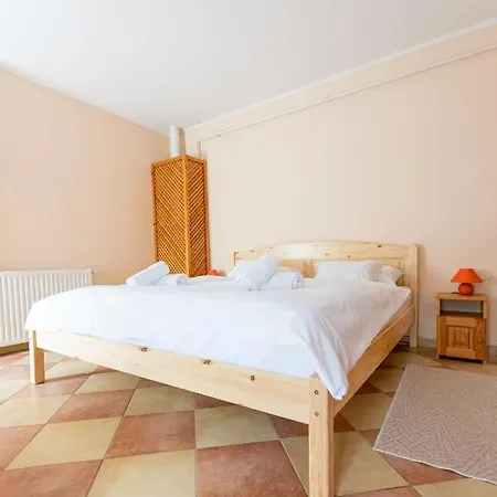 Varazsko Apartment Gyula