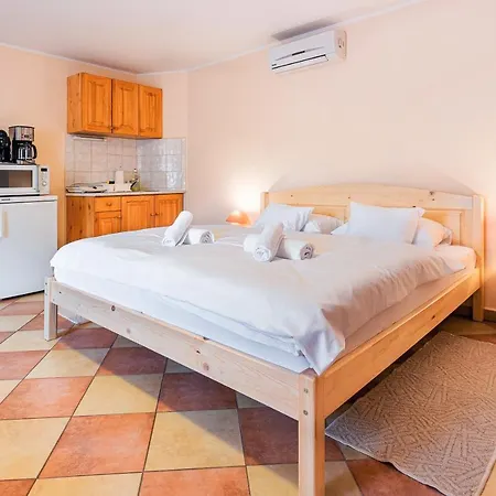 Varázskő Apartman